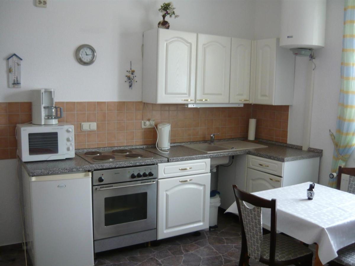Uns Luett Wohnung Nossentiner Huette Экстерьер фото